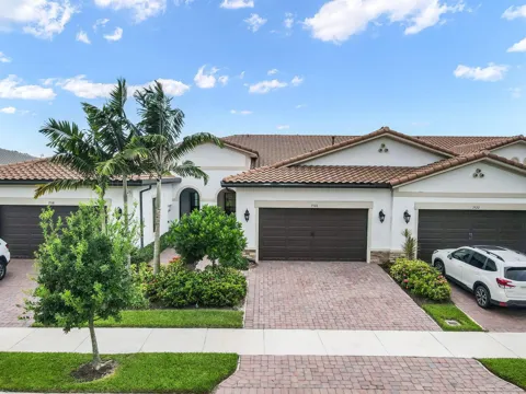 7520 BLUE SPRING DRIVE