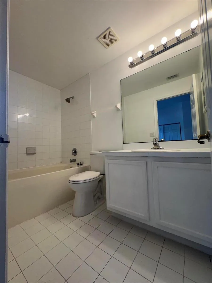 1161 Colonial Palms Way West Palm Beach, FL 33406