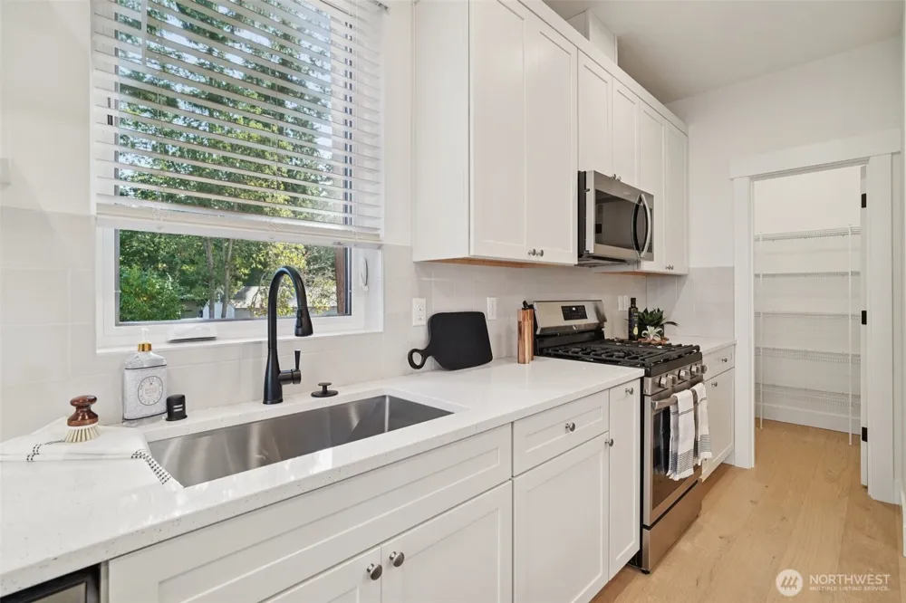 8014 222nd Street SW Edmonds, WA 98026