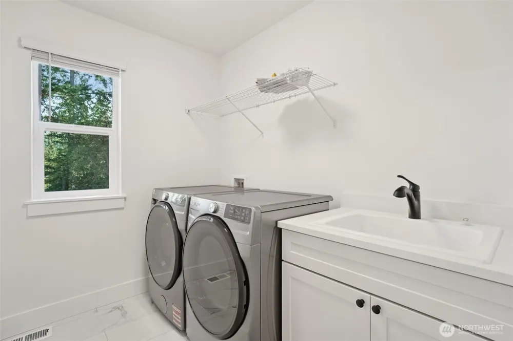 8014 222nd Street SW Edmonds, WA 98026