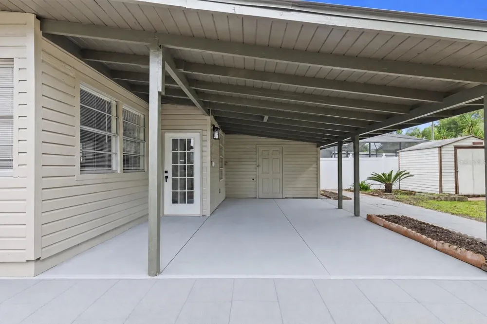 5450 10TH STREET Zephyrhills, FL 33542