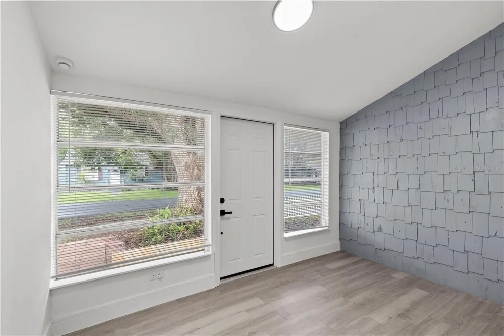 5450 10TH STREET Zephyrhills, FL 33542