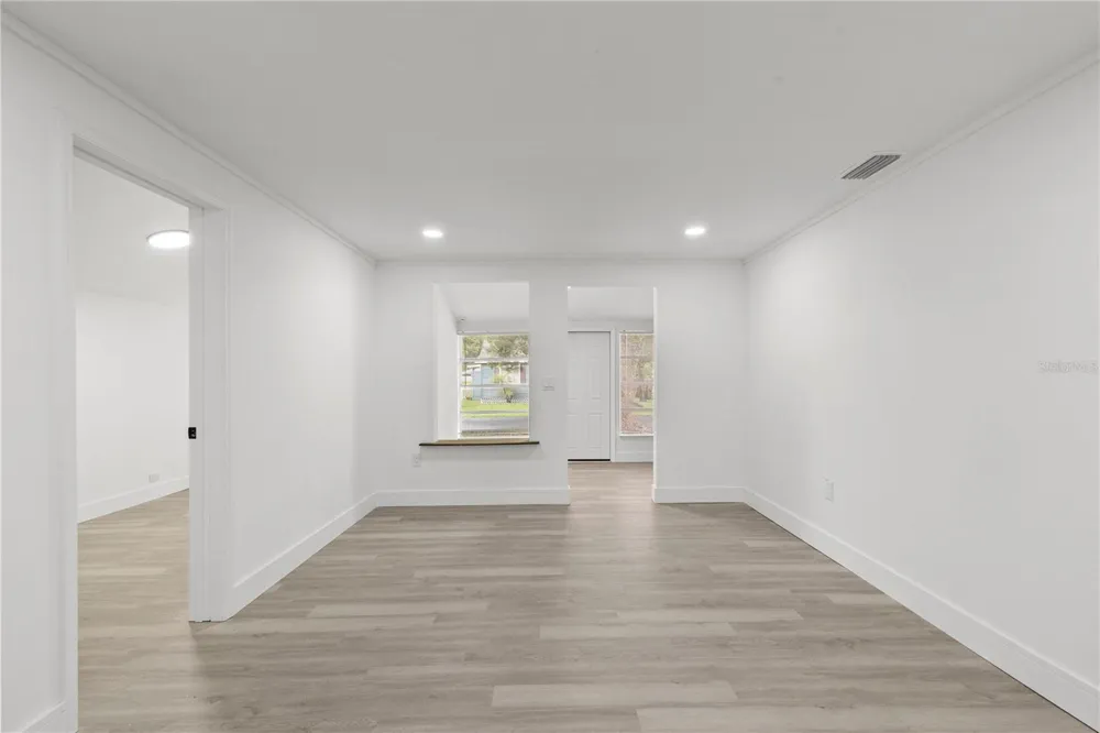 5450 10TH STREET Zephyrhills, FL 33542