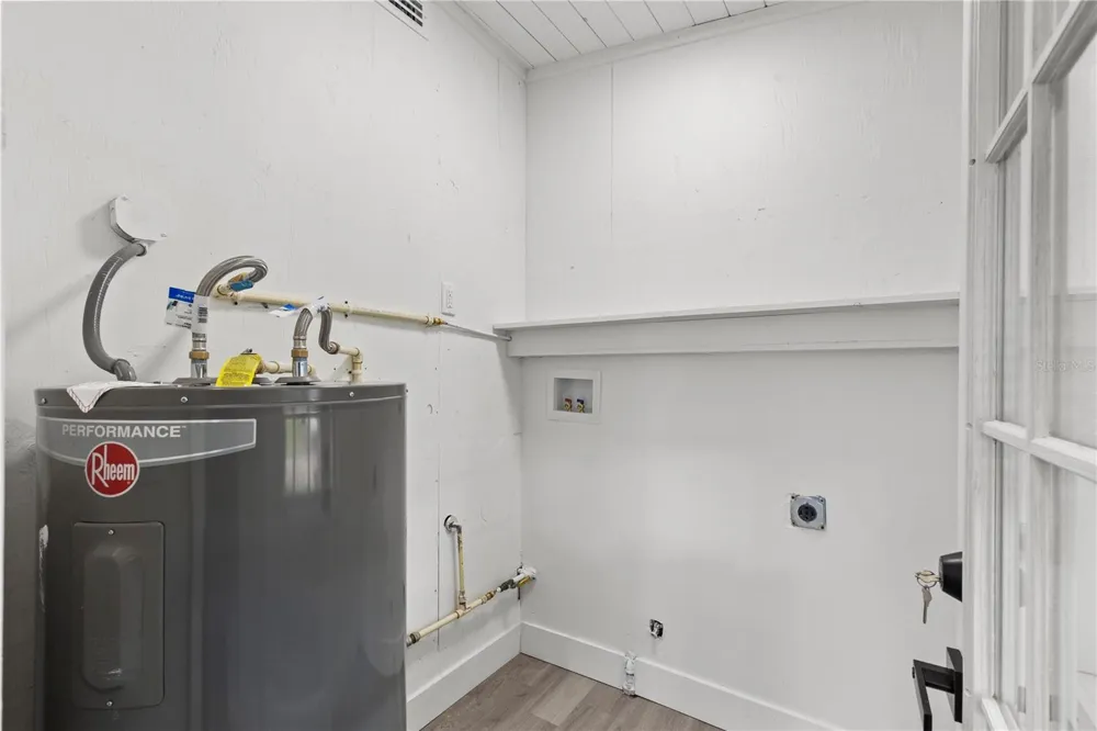 5450 10TH STREET Zephyrhills, FL 33542