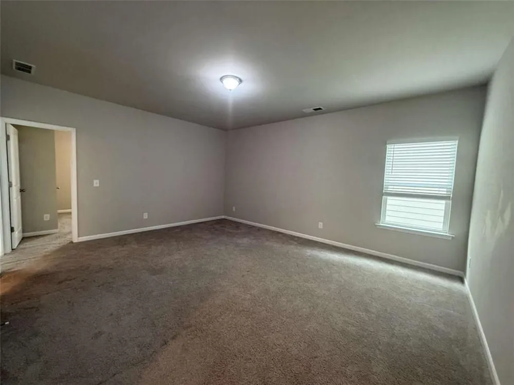 1521 Winding Ridge Trl Hoschton, GA 30548