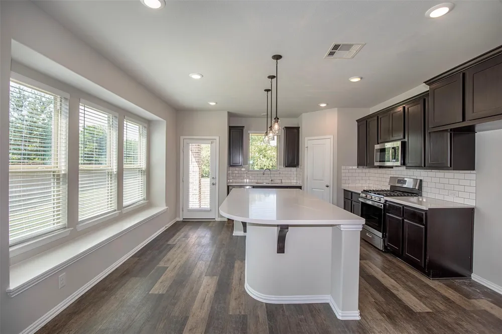 10642 Wagner Street Iowa Colony, TX 77583