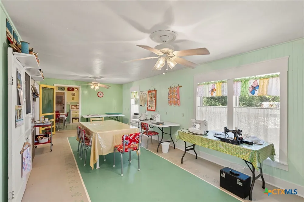 522 County Road 329 Milano, TX 76556