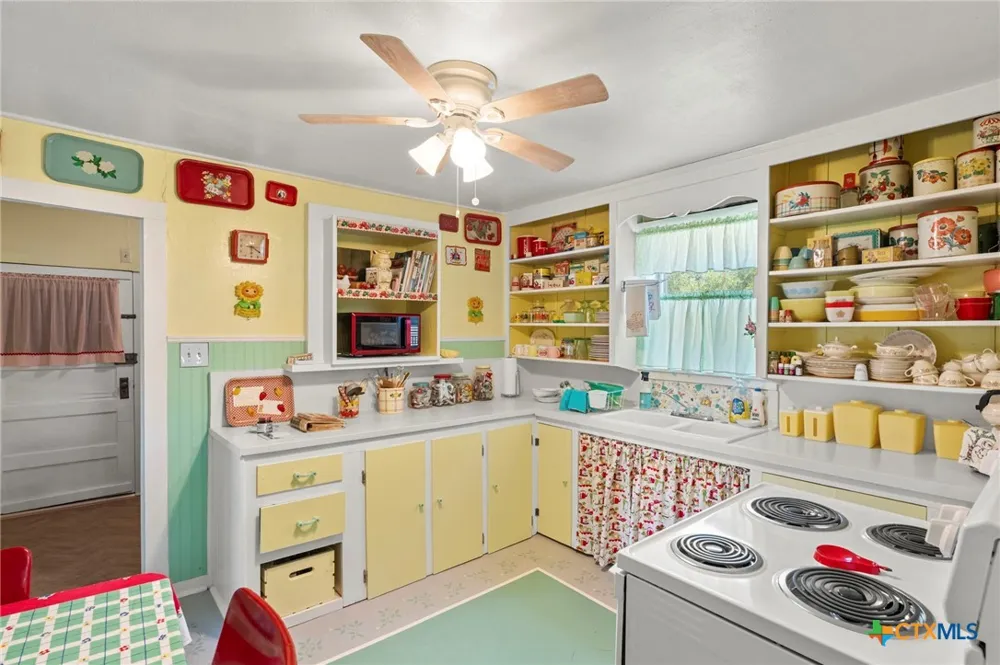 522 County Road 329 Milano, TX 76556