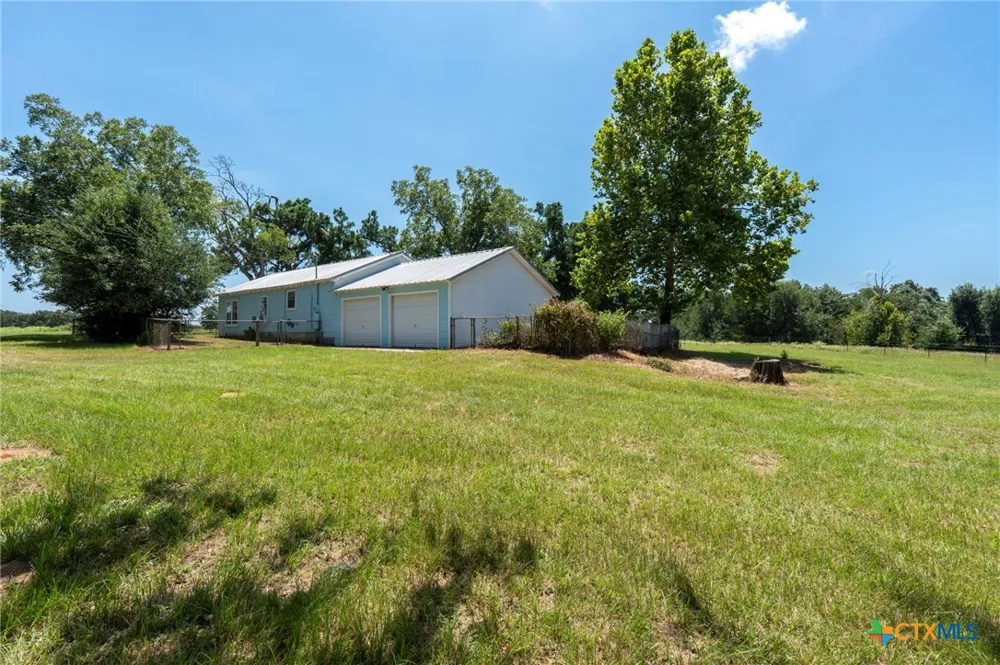 522 County Road 329 Milano, TX 76556