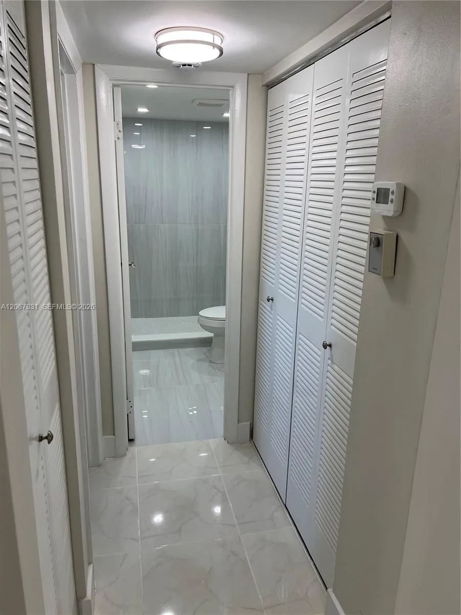 5900 NW 44th St #405 Lauderhill, FL 33319