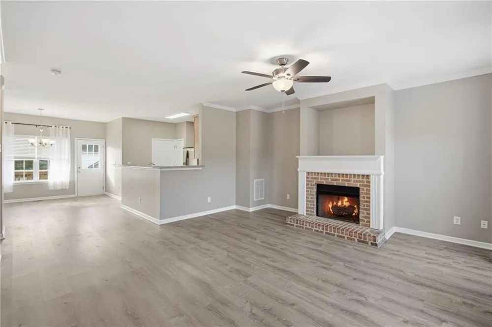 4830 Liberty Plaza Acworth, GA 30101