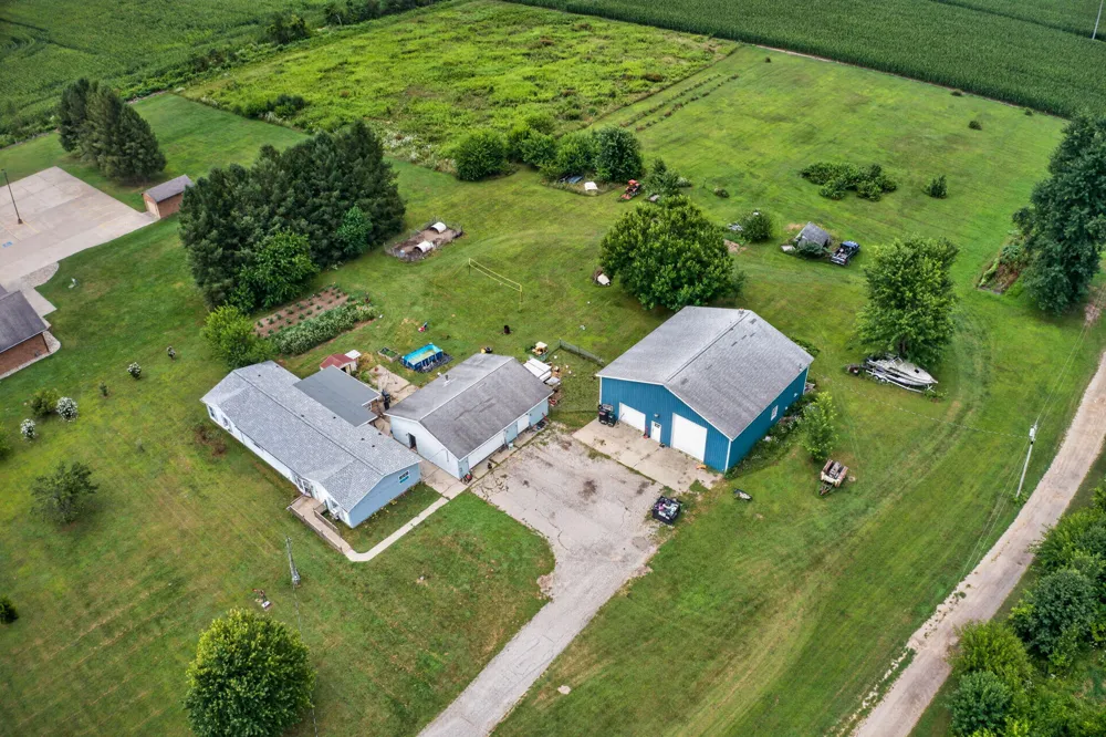 30083 M 62 W Pokagon Township, MI 49047