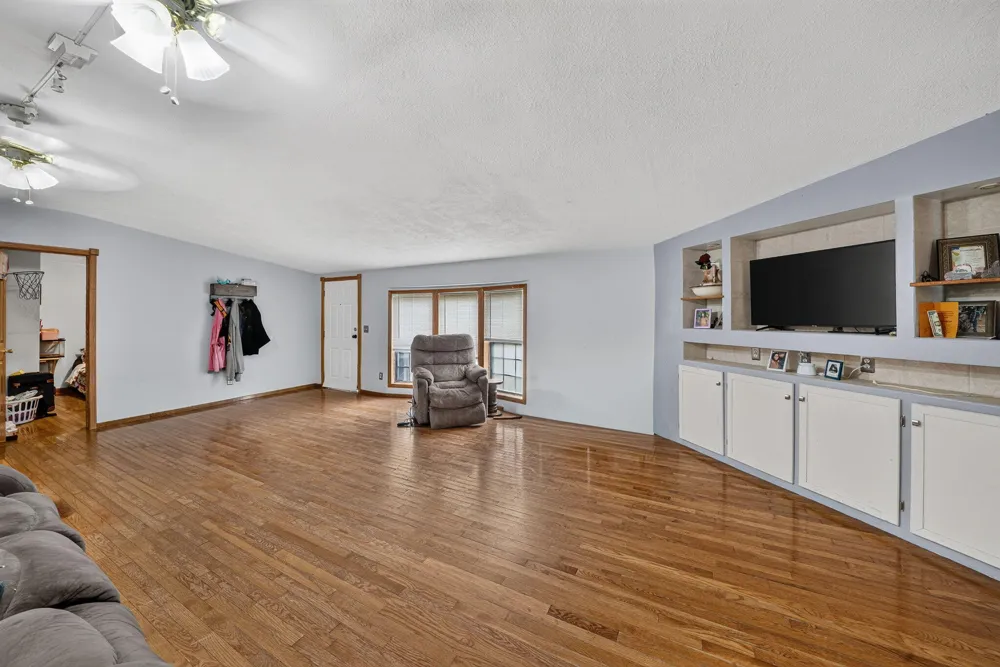 30083 M 62 W Pokagon Township, MI 49047