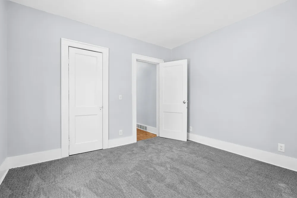 132 Gilkison Avenue Kalamazoo Charter Township, MI 49006