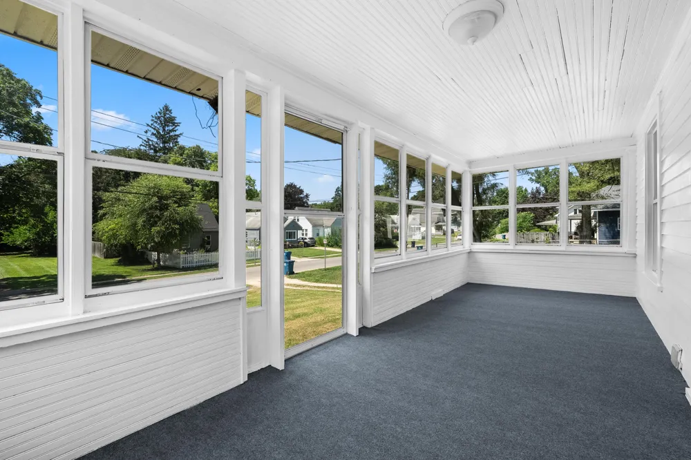 132 Gilkison Avenue Kalamazoo Charter Township, MI 49006