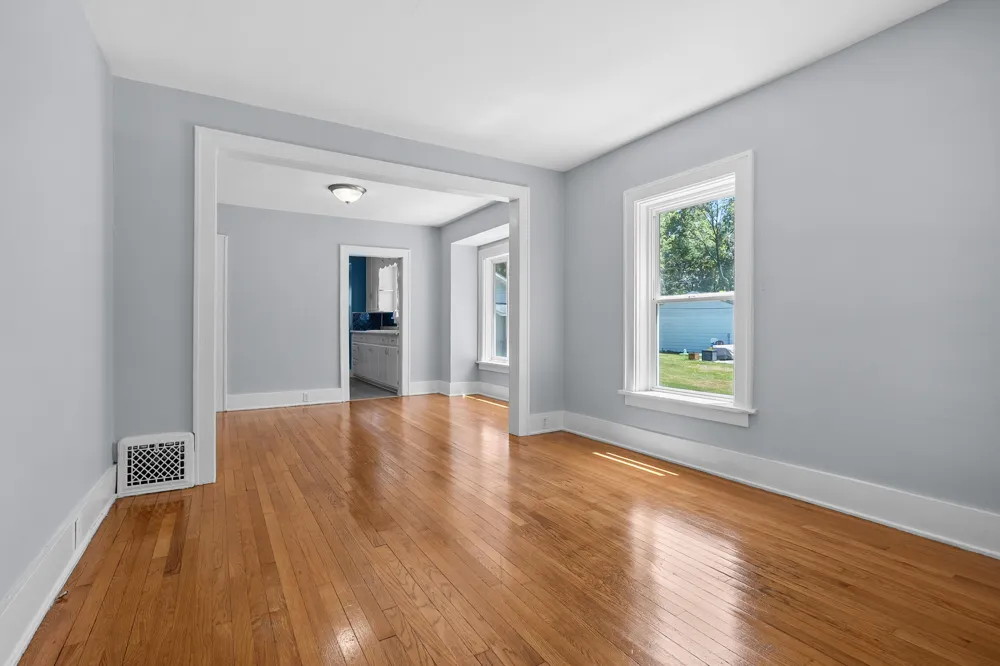 132 Gilkison Avenue Kalamazoo Charter Township, MI 49006