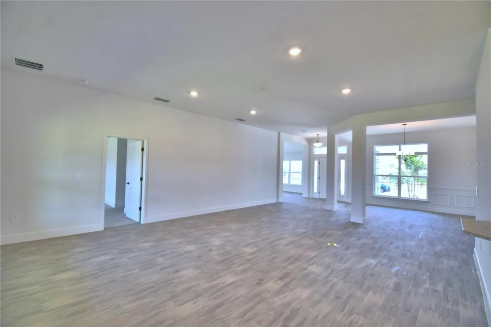 5415 WATERSIDE DRIVE Auburndale, FL 33823