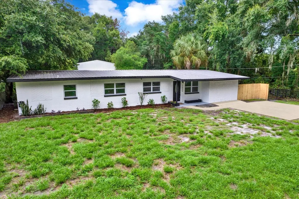 3606 AUTUMN PALM DRIVE Zephyrhills, FL 33541
