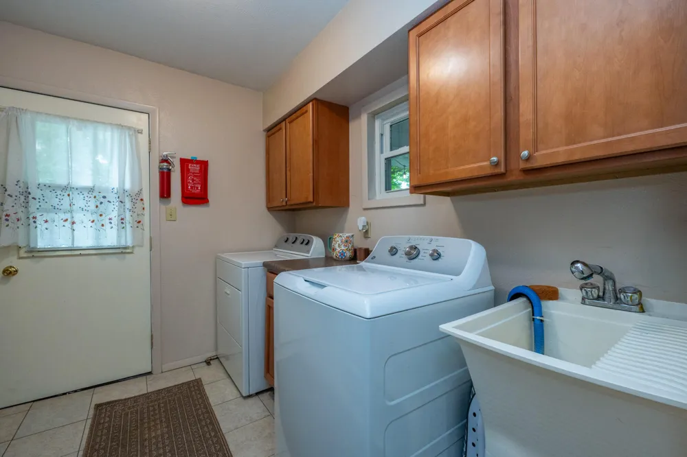 10476 Range Line Road Berrien Springs, MI 49103