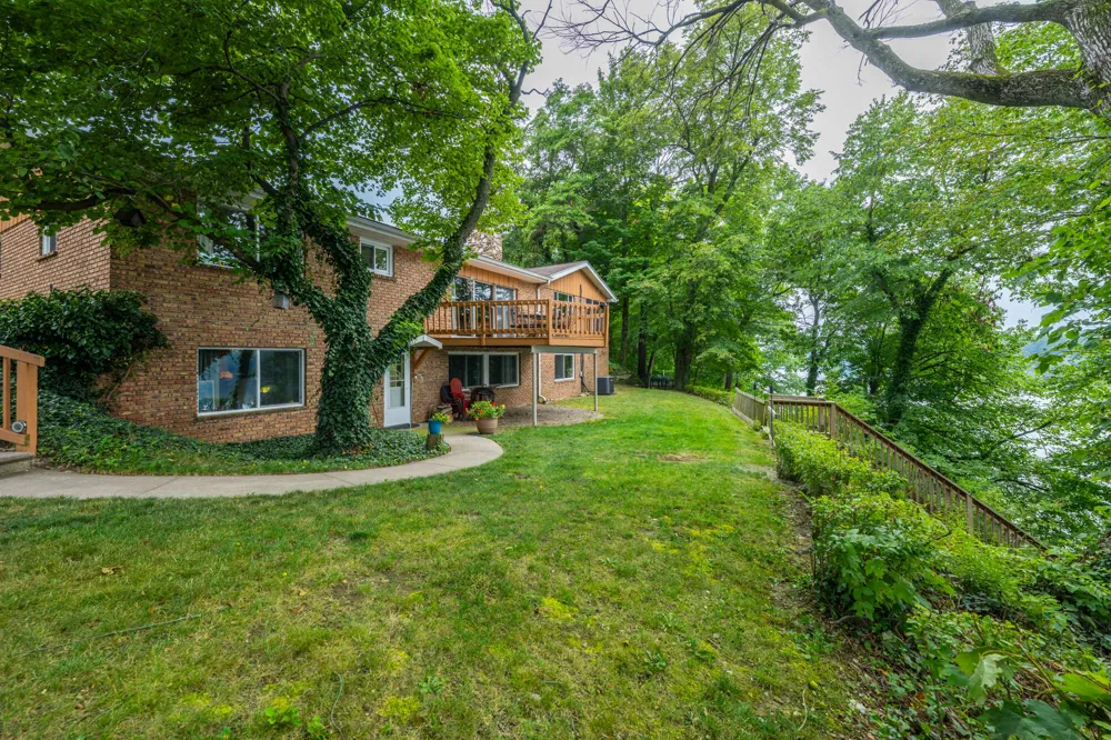 10476 Range Line Road Berrien Springs, MI 49103
