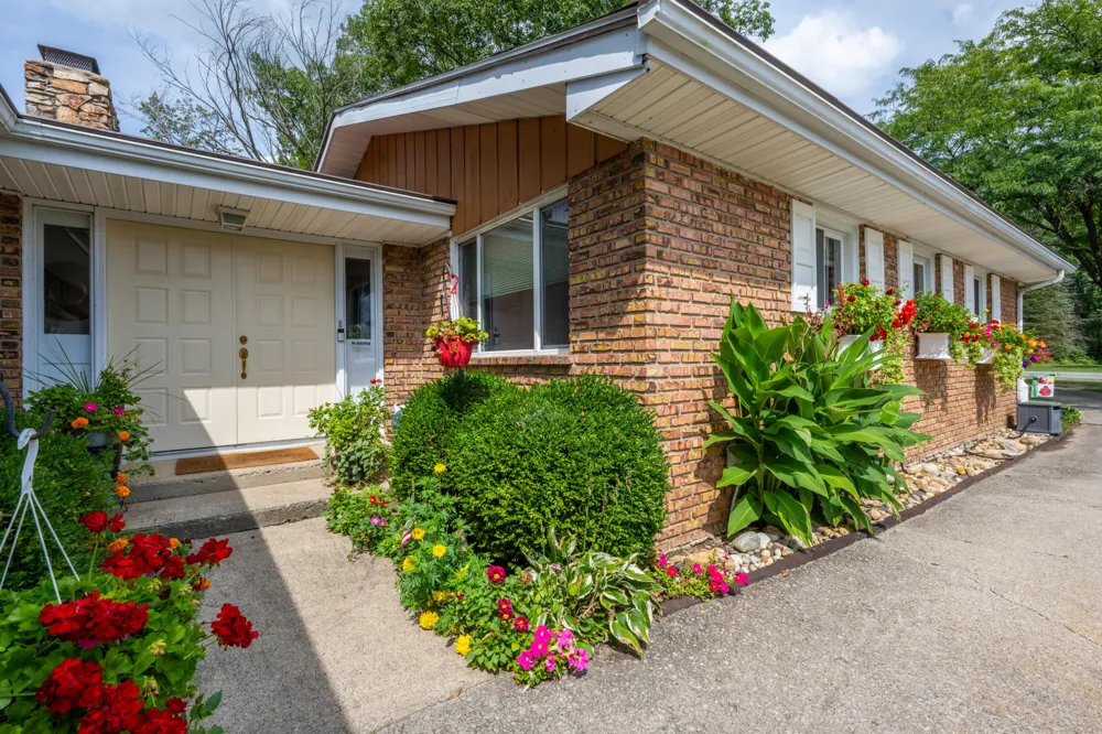 10476 Range Line Road Berrien Springs, MI 49103