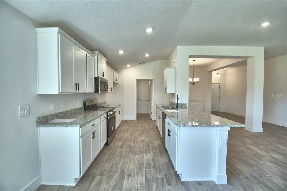 4964 TENNESSEE LAKE DRIVE Auburndale, FL 33823