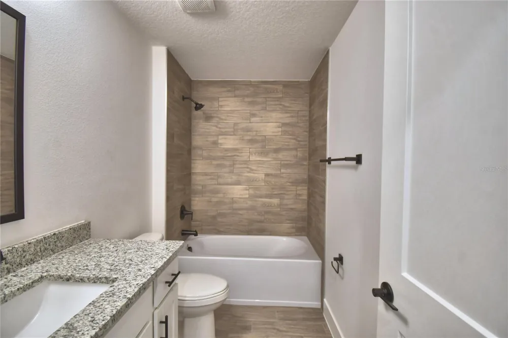 4964 TENNESSEE LAKE DRIVE Auburndale, FL 33823