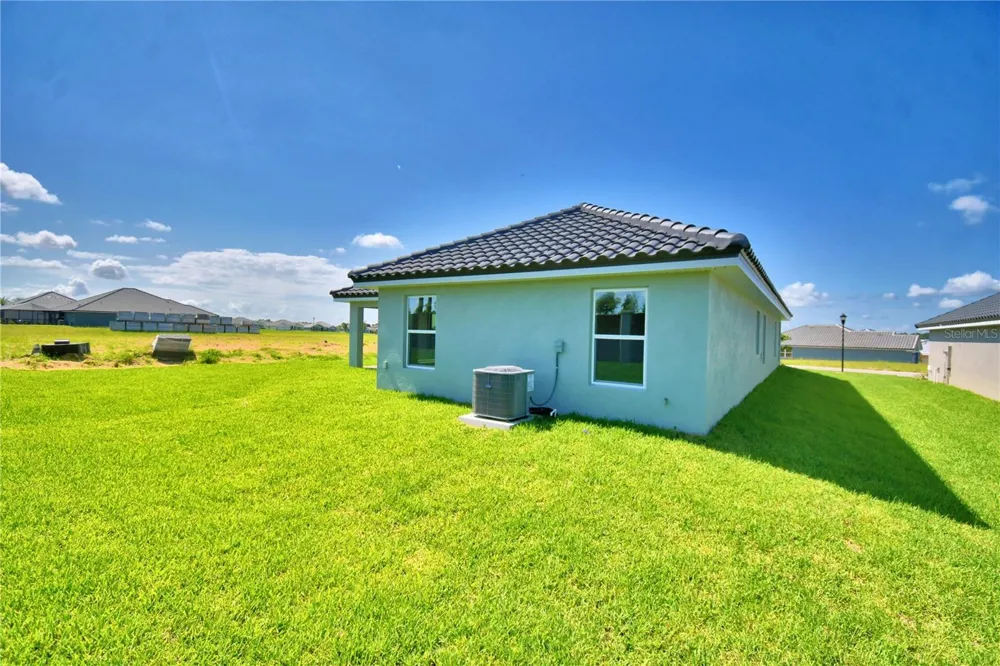 4964 TENNESSEE LAKE DRIVE Auburndale, FL 33823