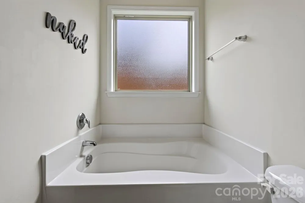 214 Water Leaf Drive Weaverville, NC 28787
