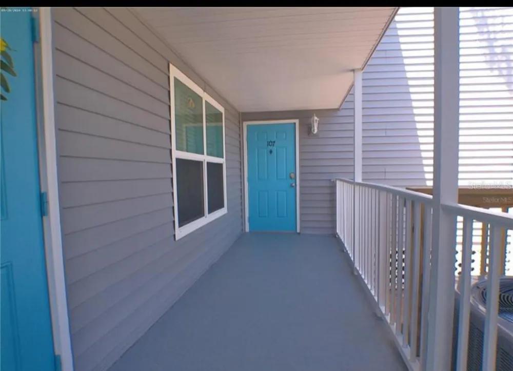 4410 WARREN AVENUE #107 Port Charlotte, FL 33953