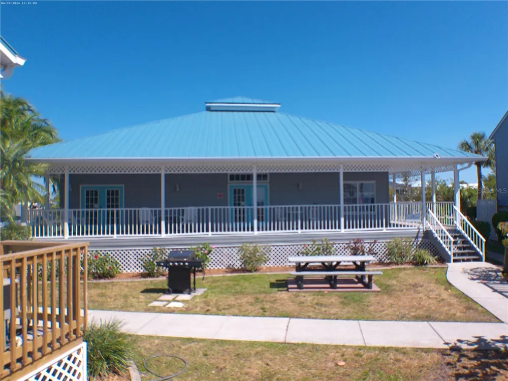 4410 WARREN AVENUE #107 Port Charlotte, FL 33953