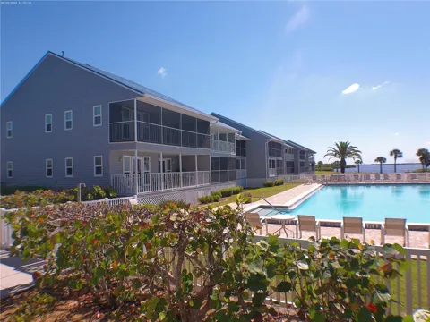 4410 WARREN AVENUE #107