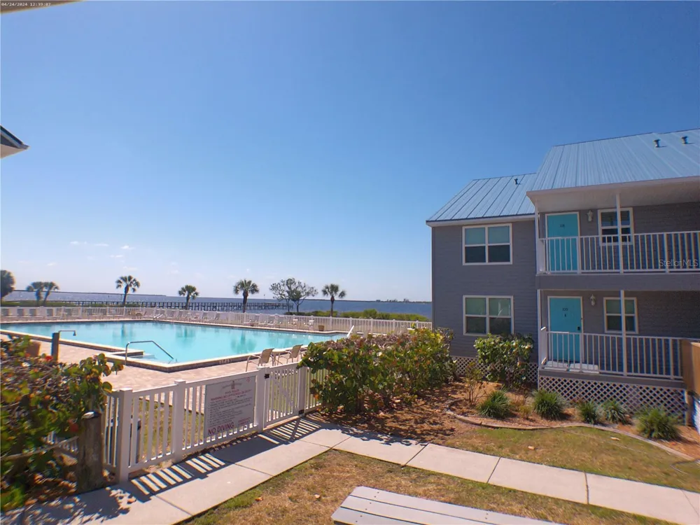 4410 WARREN AVENUE #107 Port Charlotte, FL 33953