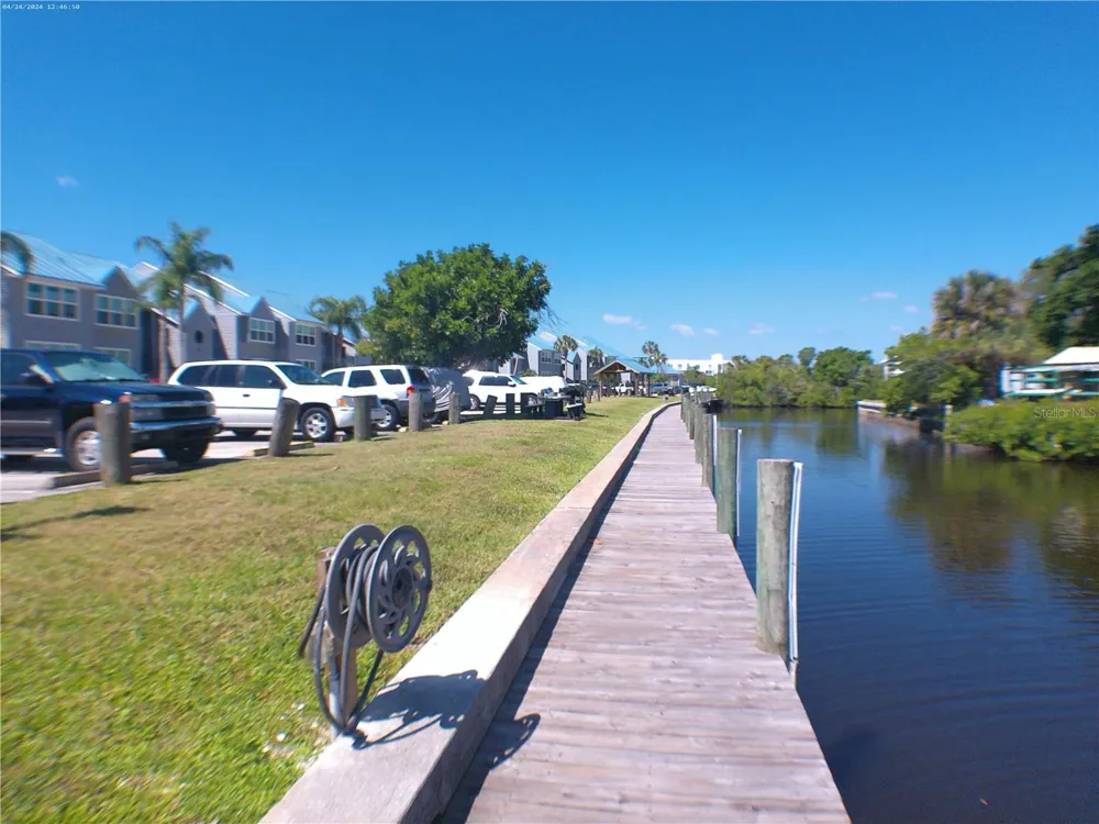 4410 WARREN AVENUE #107 Port Charlotte, FL 33953