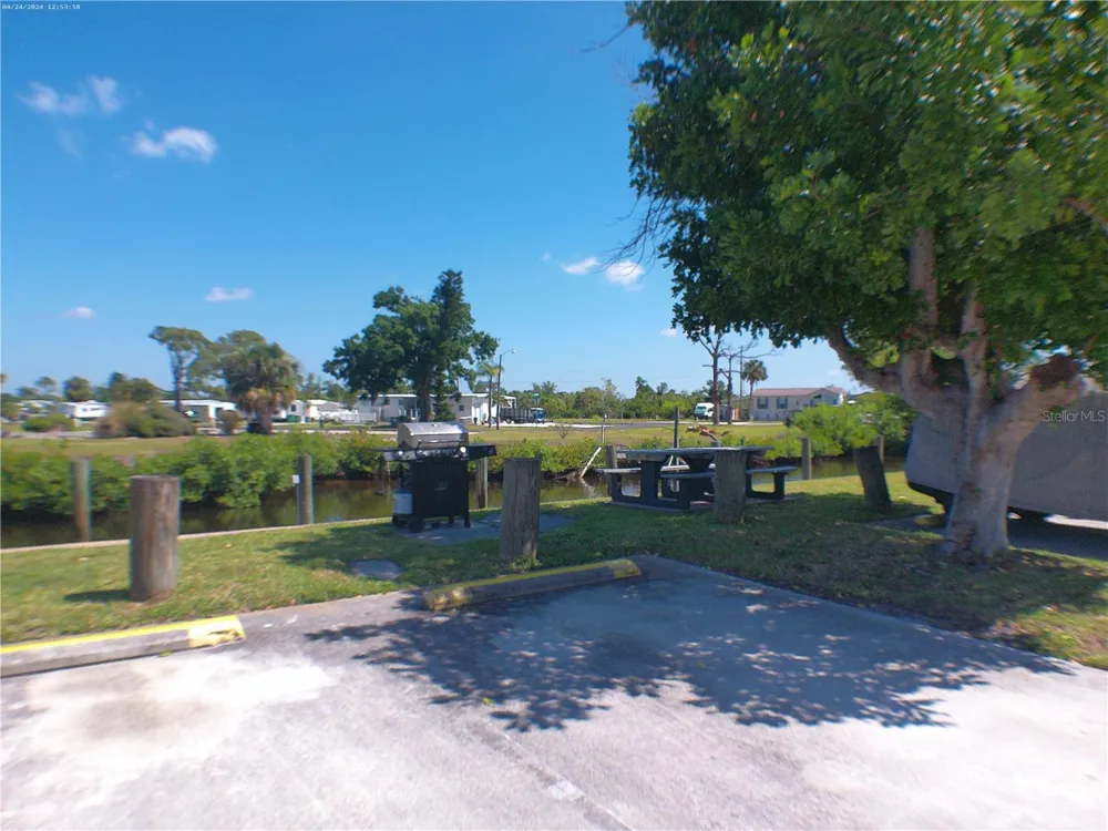 4410 WARREN AVENUE #107 Port Charlotte, FL 33953