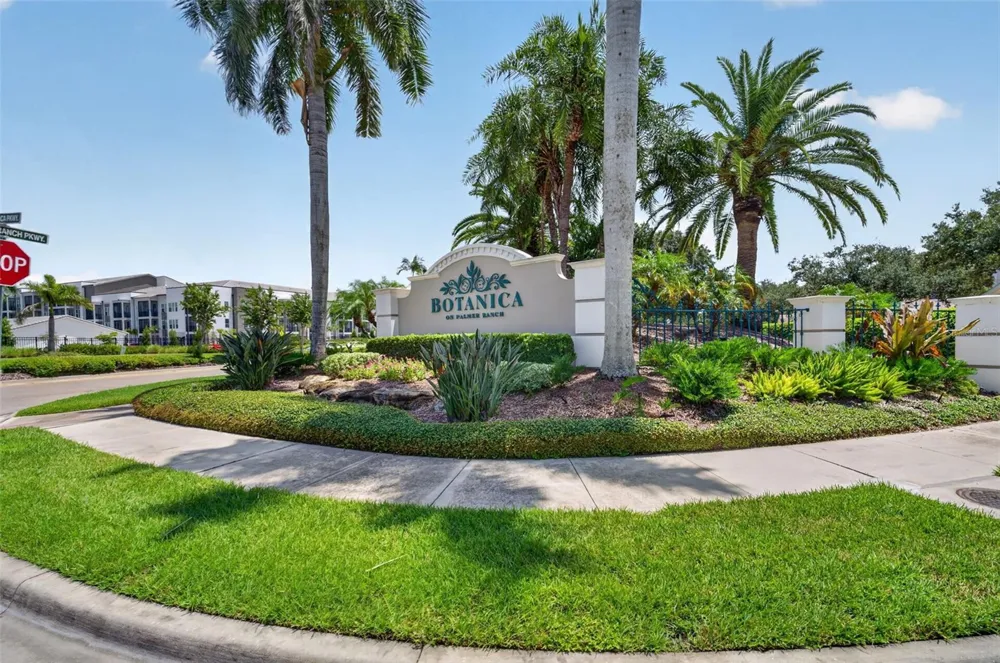 7492 BOTANICA PARKWAY #102 Sarasota, FL 34238