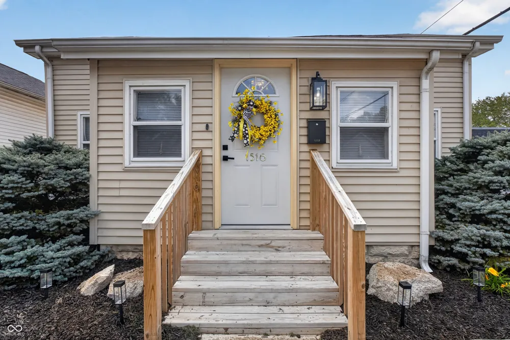 1516 Chestnut Street Columbus, IN 47201