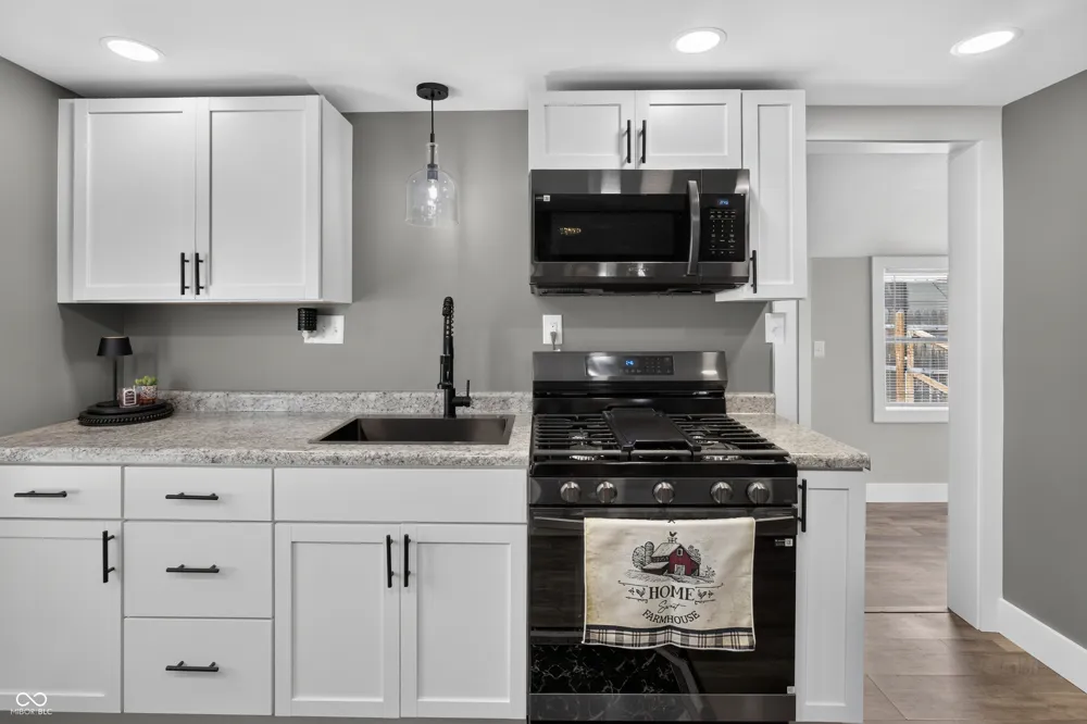 1516 Chestnut Street Columbus, IN 47201