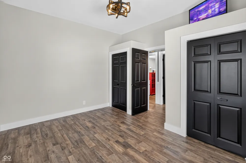 1516 Chestnut Street Columbus, IN 47201