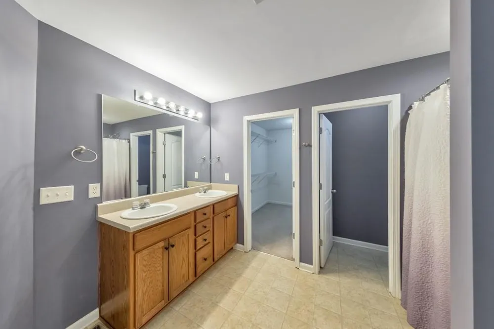 179 Holbrook Drive Dallas, GA 30132
