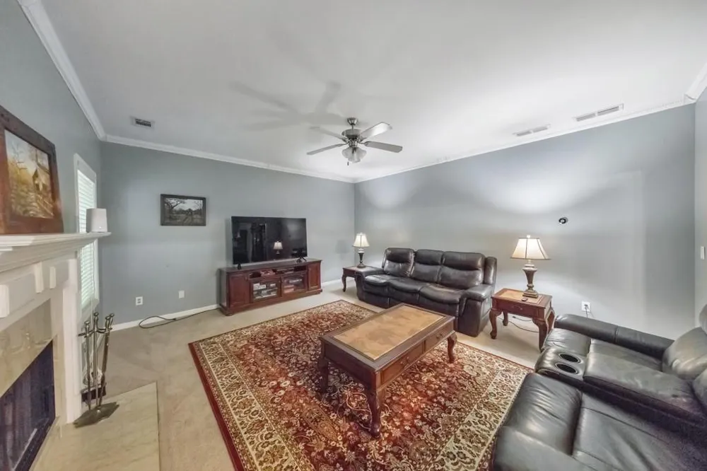 179 Holbrook Drive Dallas, GA 30132