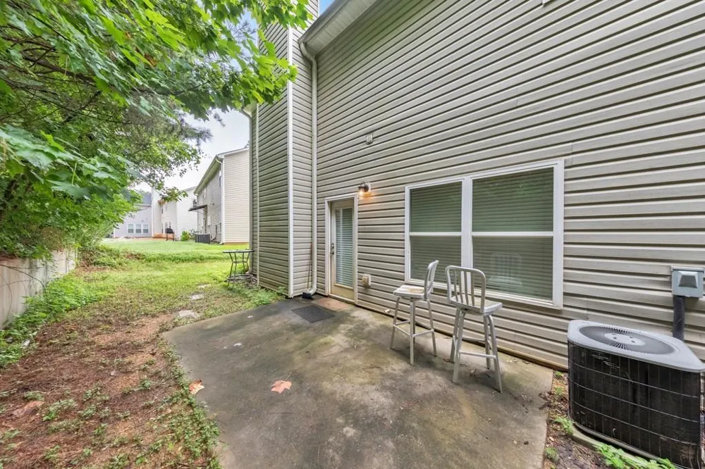 179 Holbrook Drive Dallas, GA 30132