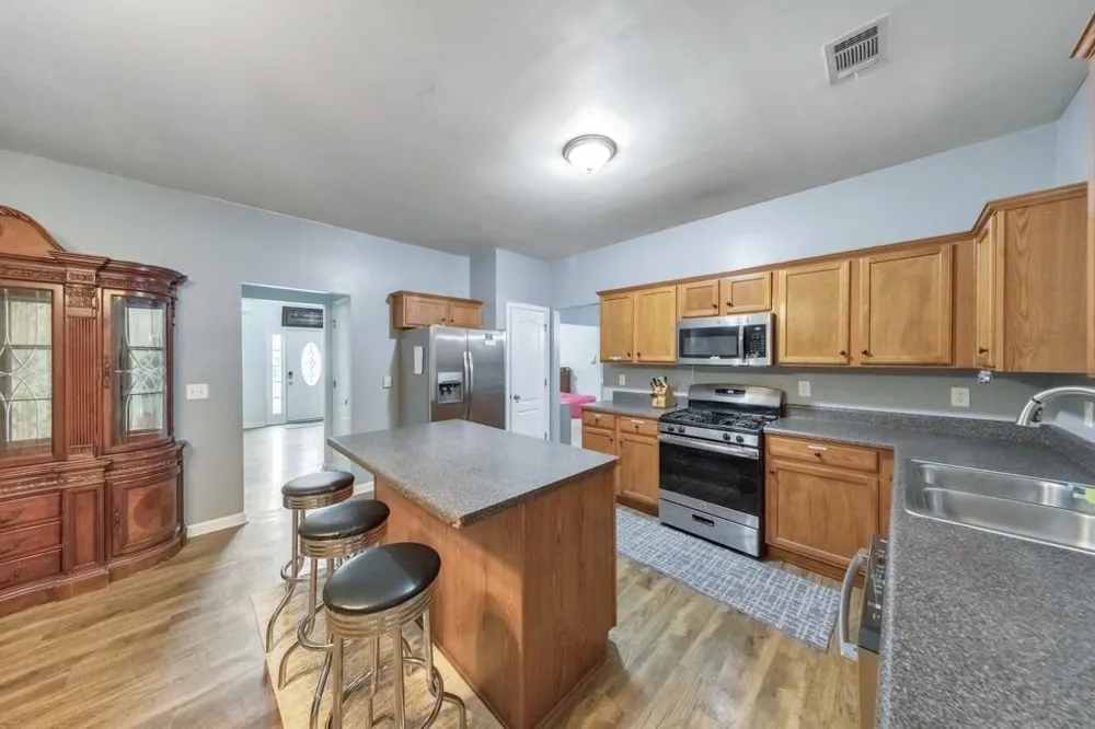 179 Holbrook Drive Dallas, GA 30132