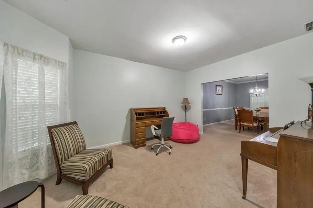 179 Holbrook Drive Dallas, GA 30132