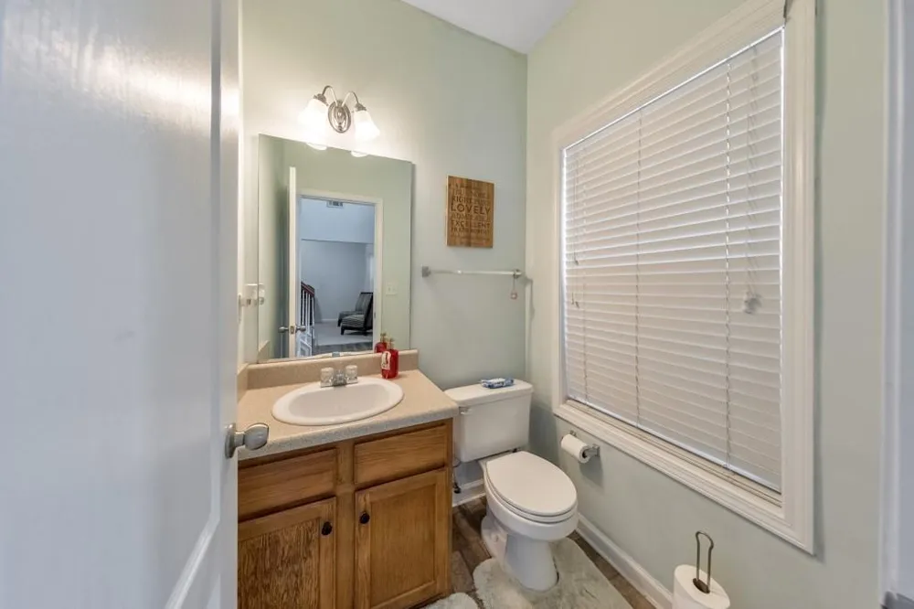 179 Holbrook Drive Dallas, GA 30132
