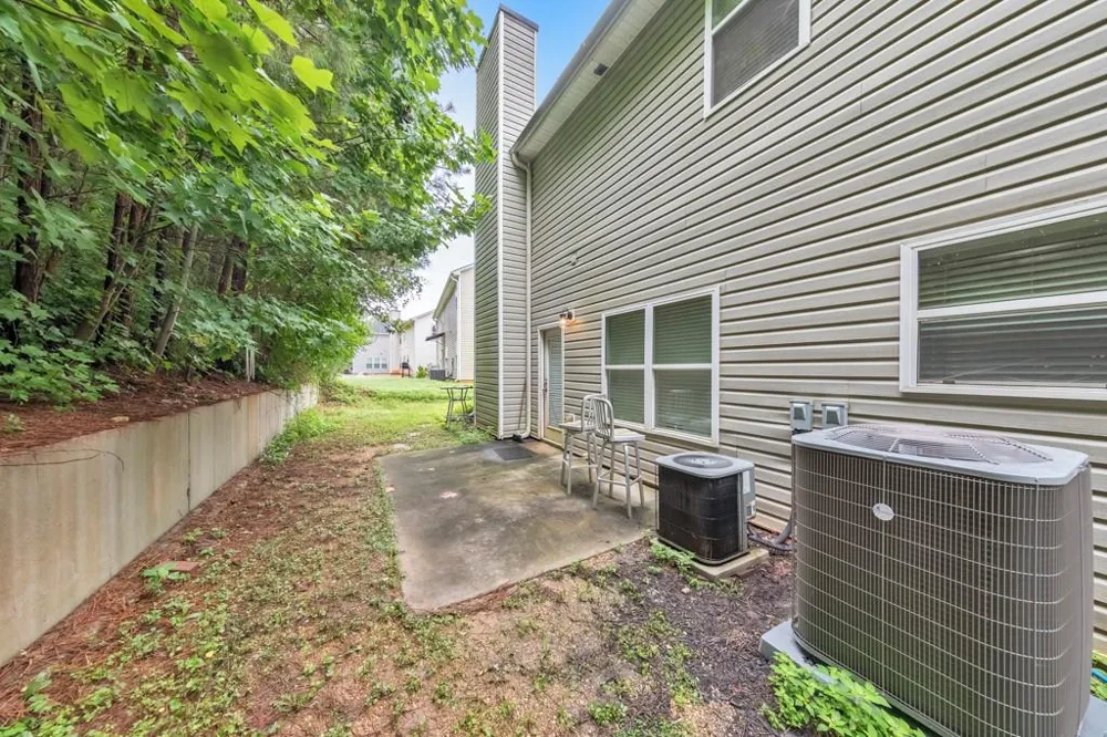 179 Holbrook Drive Dallas, GA 30132
