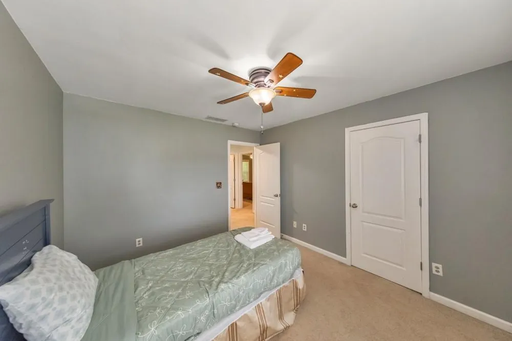 179 Holbrook Drive Dallas, GA 30132