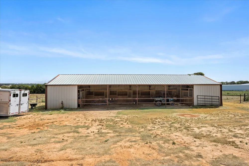 12354 W Fm 8 Stephenville, TX 76401
