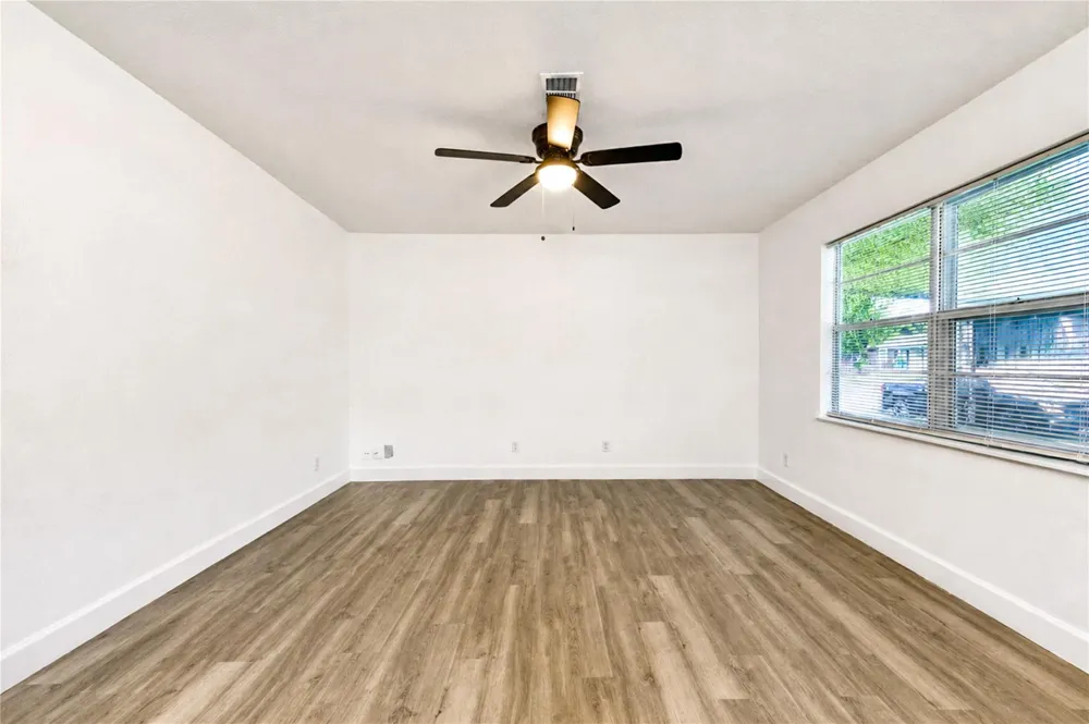 1206 Gary Avenue Pasadena, TX 77502