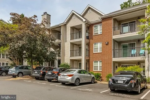 3305 WYNDHAM CIRCLE #353